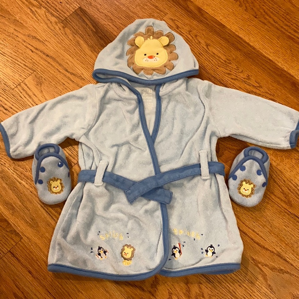 Carter’s Infant Robe and slippers